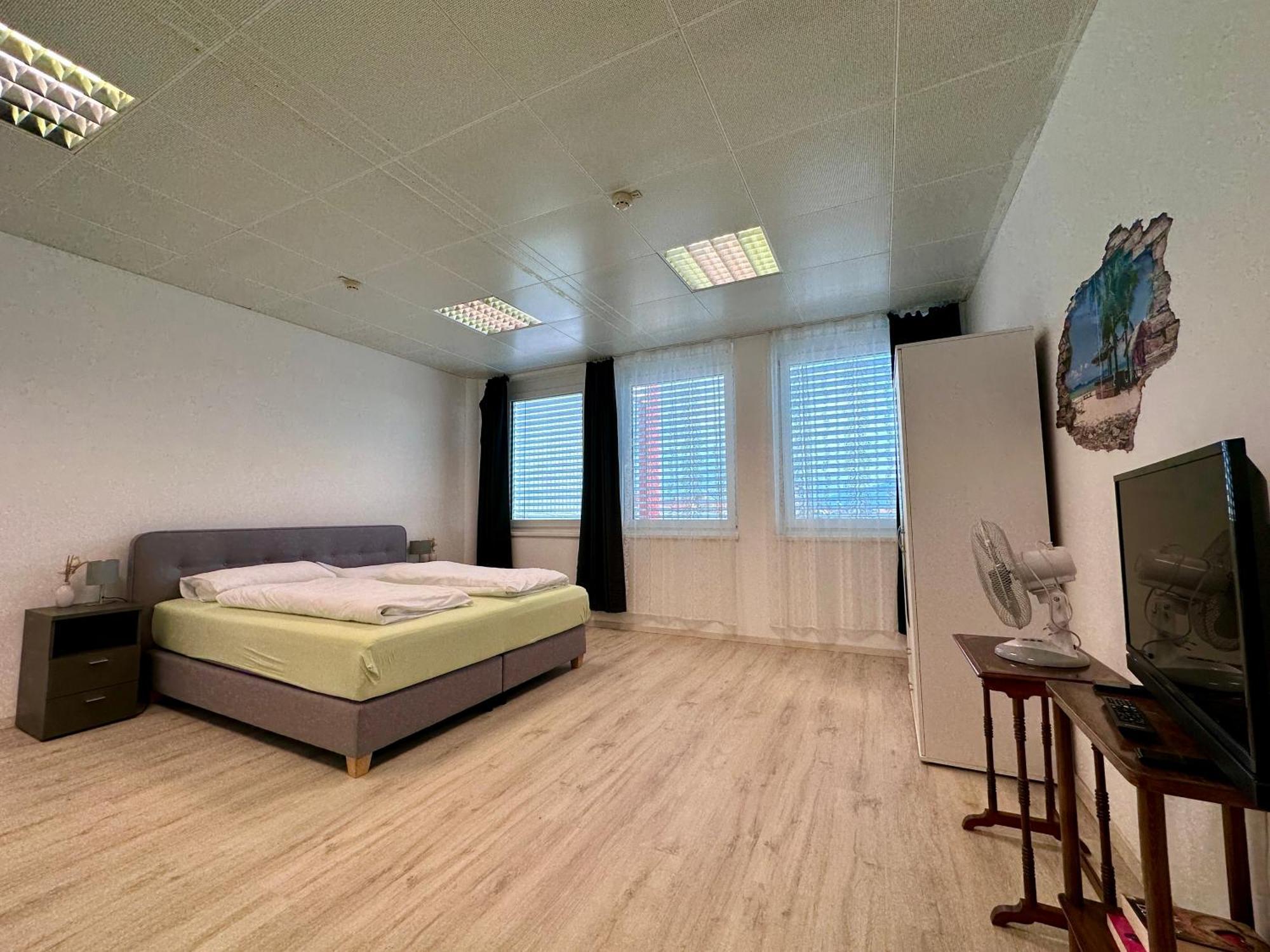 Kobra Room In Spielberg Spielberg Bei Knittelfeld Exteriör bild